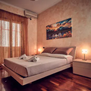 Travelershome Ciampino Suite Nocleg ze śniadaniem